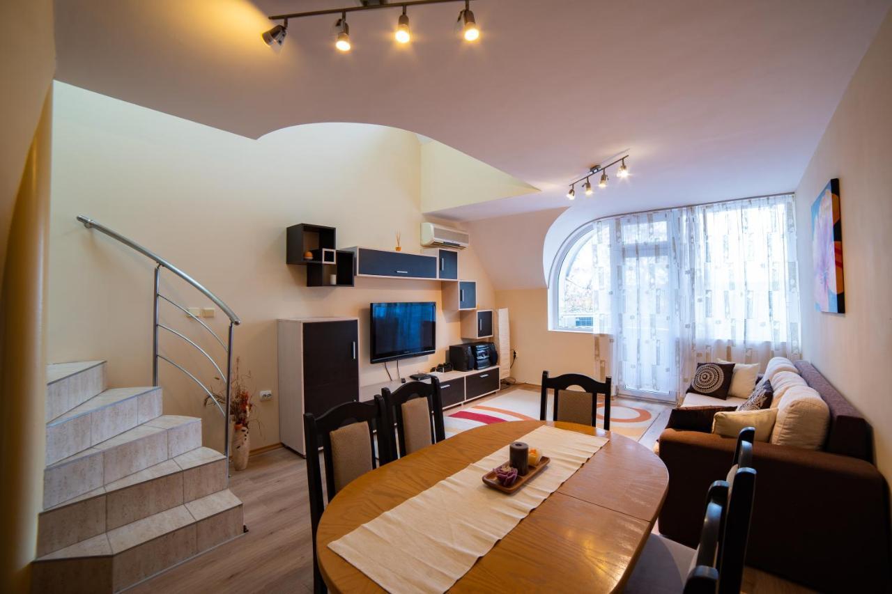 Maisonette Picadilly Varna Exterior photo